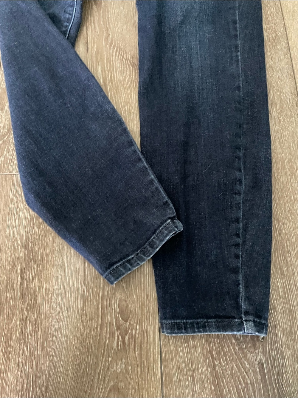 Judy Blue Skinny Fit Dark Wash Jean Size 14 - Picture 4 of 8